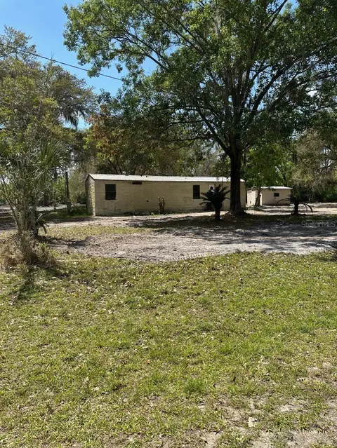 105 Lakeway Dr, Georgetown, FL 32139