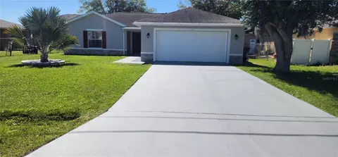 469 Lark Ct, Kissimmee, FL 34759