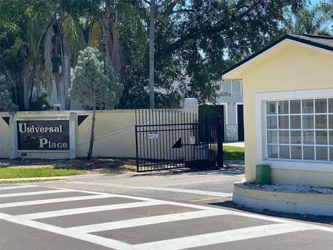 1025 Universal Rest Pl, Kissimmee, FL 34744