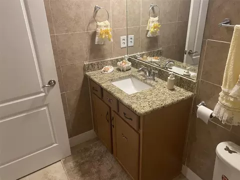 Bath - 2410 Datura Loop, Saint Cloud, FL 34772 photo 8 of 11