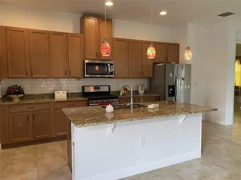 Kitchen - 2410 Datura Loop, Saint Cloud, FL 34772 photo 3 of 4