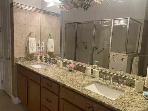 Bath - 2410 Datura Loop, Saint Cloud, FL 34772 photo 3 of 11