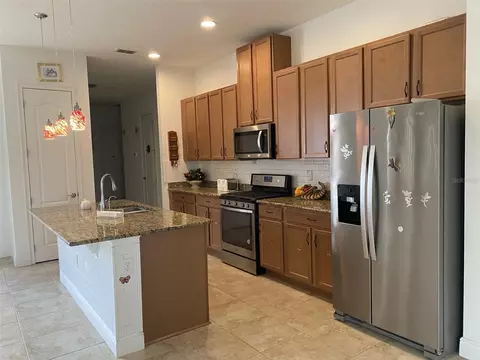 Kitchen - 2410 Datura Loop, Saint Cloud, FL 34772 photo 2 of 4