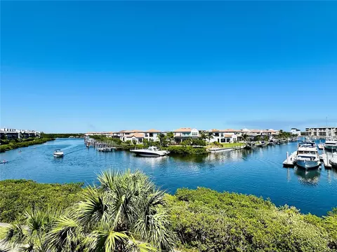 445 Bahia Beach Blvd, Ruskin, FL 33570