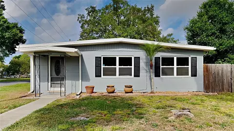 1522 Massachusetts Ave, Saint Cloud, FL 34769