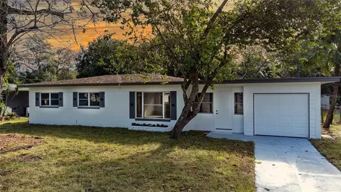 5118 Lake Howell Rd, Winter Park, FL 32792