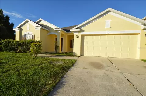 2221 The Oaks Blvd, Kissimmee, FL 34746
