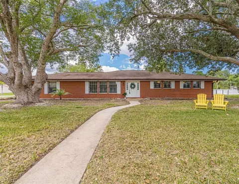 2425 W Lyndell Dr, Kissimmee, FL 34741
