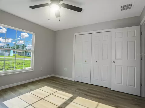 Bedroom - 16617 SW 31st Cir, Ocala, FL 34473 photo 5 of 5