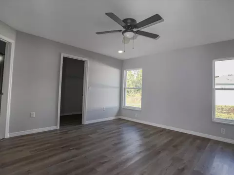 Bedroom - 16617 SW 31st Cir, Ocala, FL 34473 photo 1 of 5