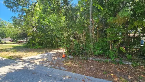 39 Th St N, Saint Petersburg, FL 33713