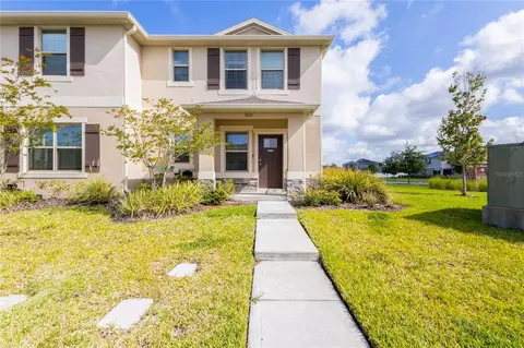 1821 Red Canyon Dr, Kissimmee, FL 34744