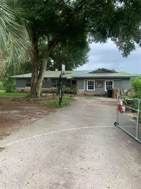 37827 Ridgecrest Ln, Lady Lake, FL 32159