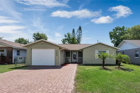 707 Montana Ave, Saint Cloud, FL 34769