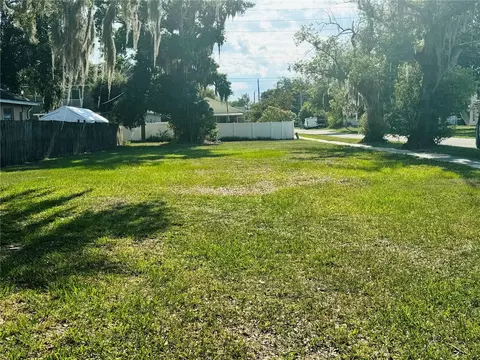 1100 Connecticut Ave, Saint Cloud, FL 34769