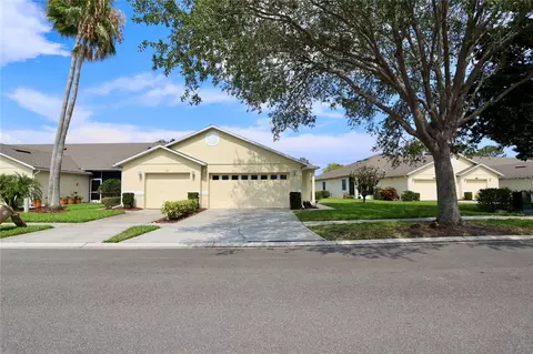 133 Club Villas Ln, Kissimmee, FL 34744
