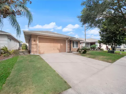 2904 Sunset Lakes Blvd, Kissimmee, FL 34747