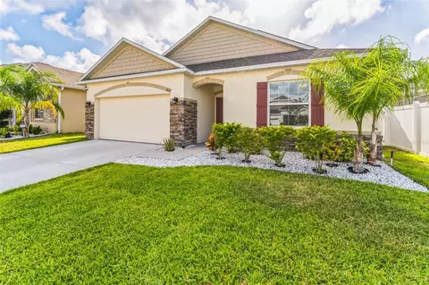 627 Taft Dr, Davenport, FL 33837