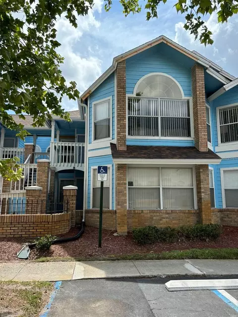 2749 N Poinciana Blvd #18, Kissimmee, FL 34746