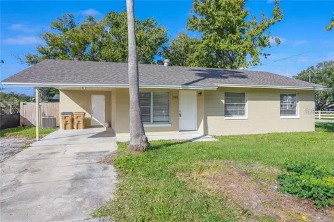 2760 Burrows Ave, Kissimmee, FL 34744