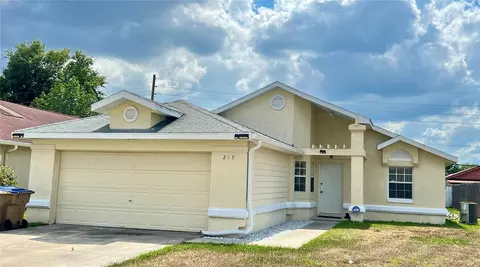 219 Hidden Springs Cir, Kissimmee, FL 34743