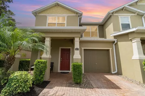 1073 Honey Blossom Dr, Orlando, FL 32824