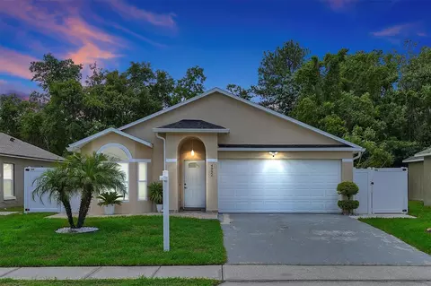 4992 Luna Negra Dr, Orlando, FL 32811