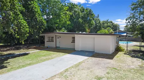 310 16th St NE, Winter Haven, FL 33881