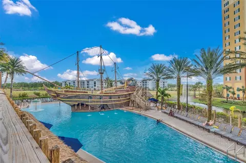 8100 Poinciana Blvd #2105, Orlando, FL 32821