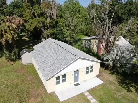 1560 Suwannee Ave, Intercession City, FL 33848