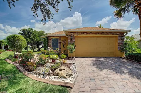 516 Via Veneto Ct, Kissimmee, FL 34759