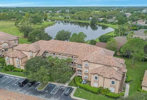 13941 Fairway Island Dr #713, Orlando, FL 32837