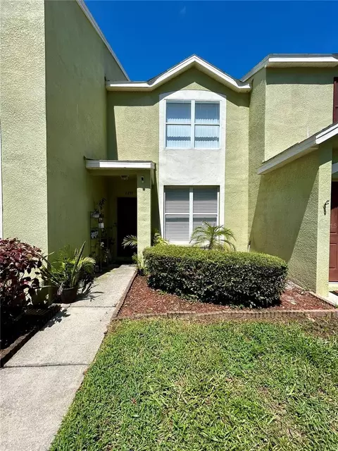 6430 Osprey Lake Cir, Riverview, FL 33578 photo 1