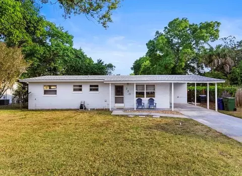 720 Avenue H NE, Winter Haven, FL 33881