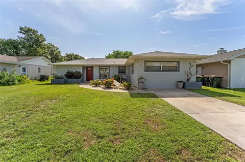 131 Georgia Ave, Saint Cloud, FL 34769