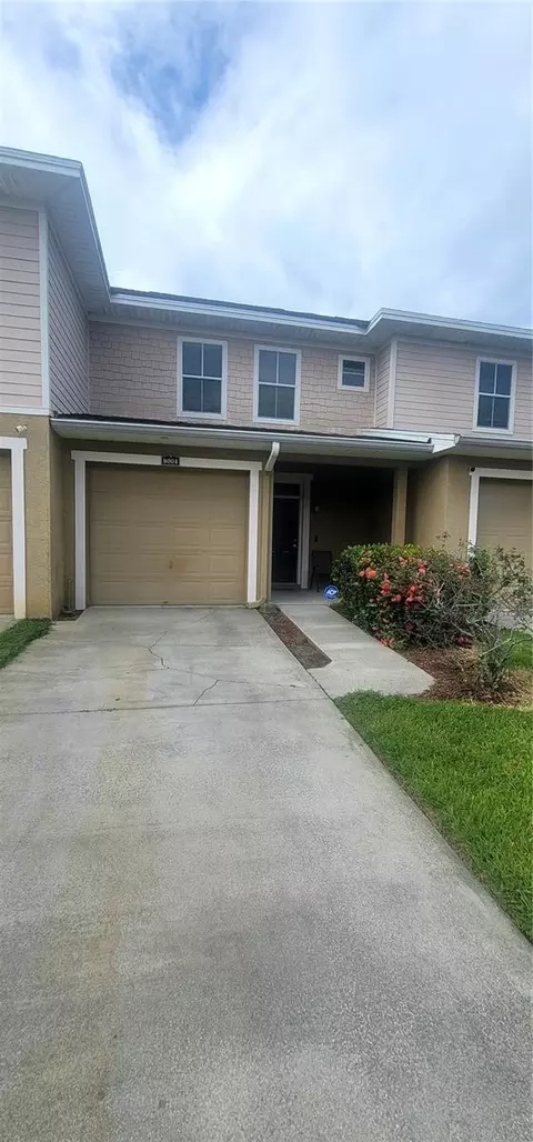 8004 Down Royal Rd, Tampa, FL 33610