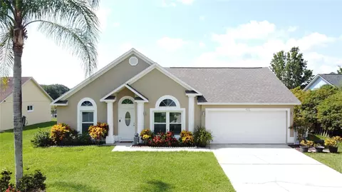 433 Meadow Green Dr, Davenport, FL 33837