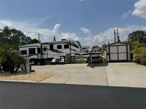 1300 Pine Island N Dr N, Saint Cloud, FL 34771