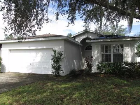 216 Balmoral Ct, Davenport, FL 33896