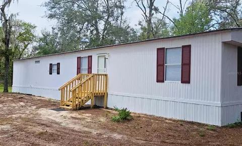 9990 NE 76th St, Bronson, FL 32621