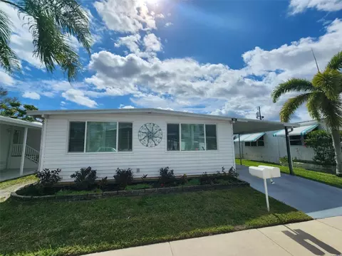 4300 SE Saint Lucie Blvd #116, Stuart, FL 34997