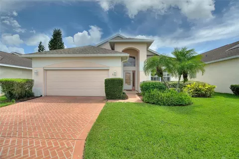 201 Prather Dr, Davenport, FL 33837