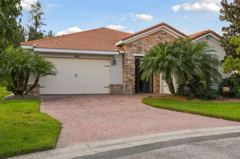 690 Torrey Pines Way, Kissimmee, FL 34759
