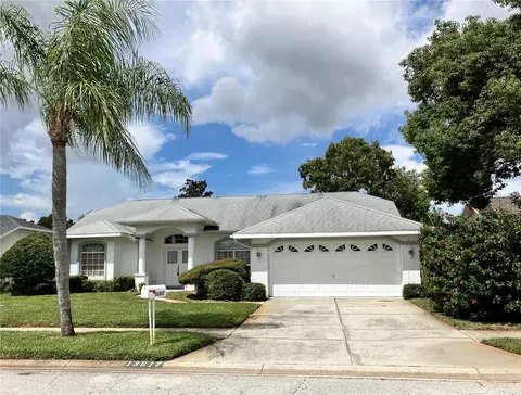 13617 Woodward Dr, Hudson, FL 34667
