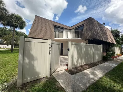 4009 Shannon Brown Dr, Orlando, FL 32808