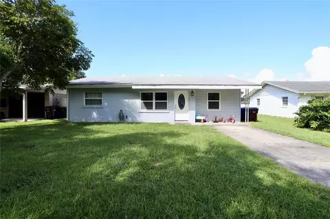 512 Carolina Ave, Saint Cloud, FL 34769 photo 1
