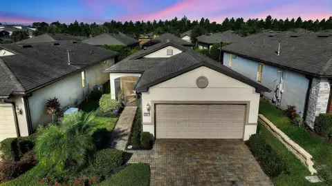 1012 Salamanca Pl, Davenport, FL 33837