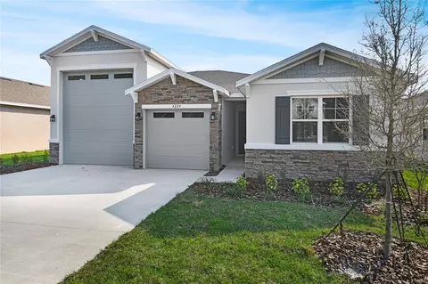 4224 Sawtooth Ct, Tavares, FL 32778