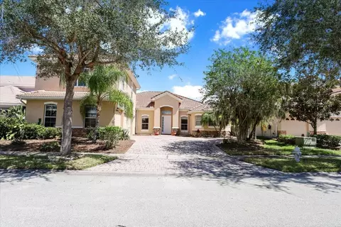 3757 Eagle Isle Cir, Kissimmee, FL 34746