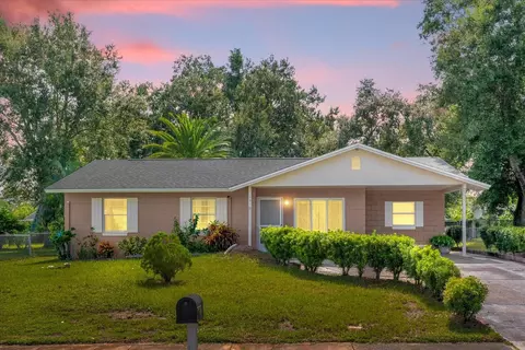 1810 Hiawatha Dr, Kissimmee, FL 34741